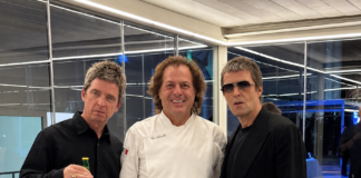 Tino Vettorello cucina per gli Oasis alla Mostra del Cinema di Venezia